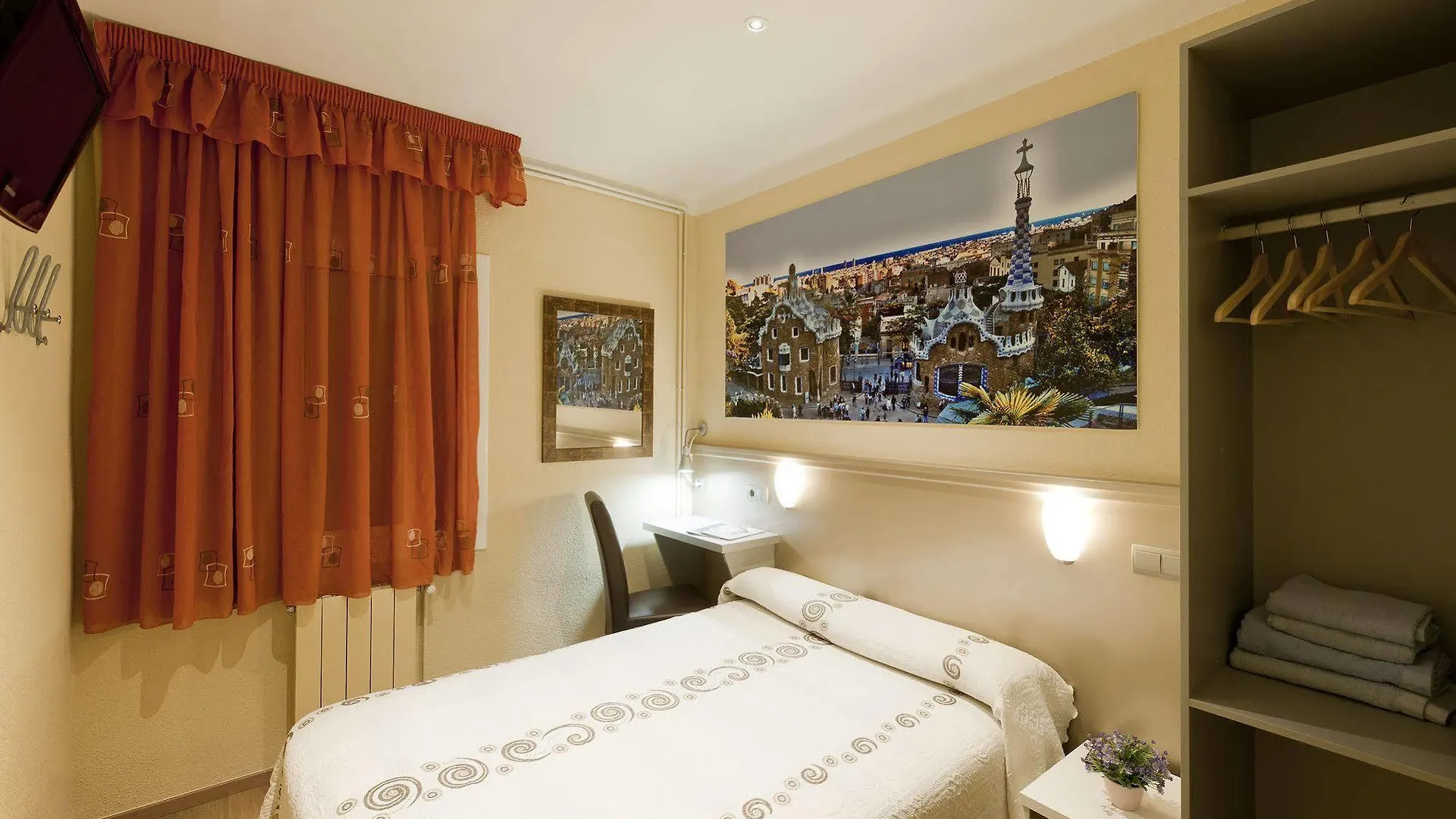 Casa de hóspedes Hostal Barcelona